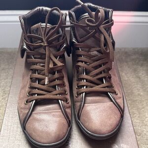 Louis Vuitton Brown High-Top Women's Sneakers sz 9.5